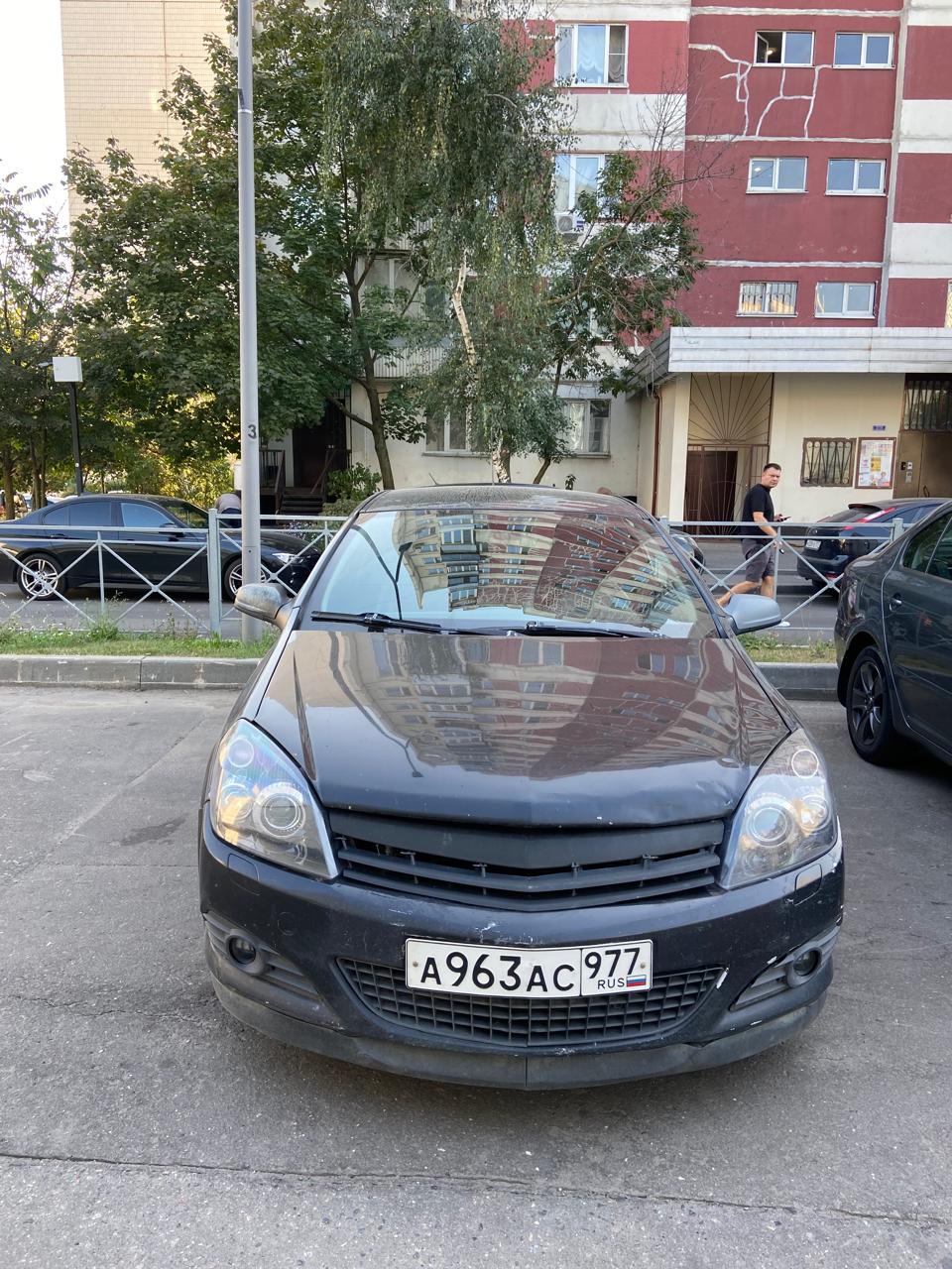 Автомобиль марки Опель Астра (А-Н), VIN XUF0AHL089B005884